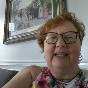 Meet your Posher, Pauline